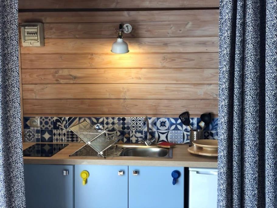 Chalet Bois Cosy Avec Piscine Aix Nature Αιξ-αν-Προβάνς Εξωτερικό φωτογραφία